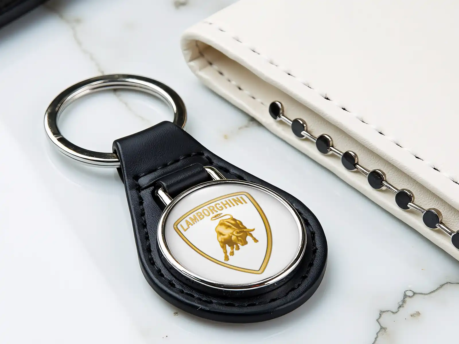 Lamborghini Porte-clés Cuir Moderne Chic Force Réglage